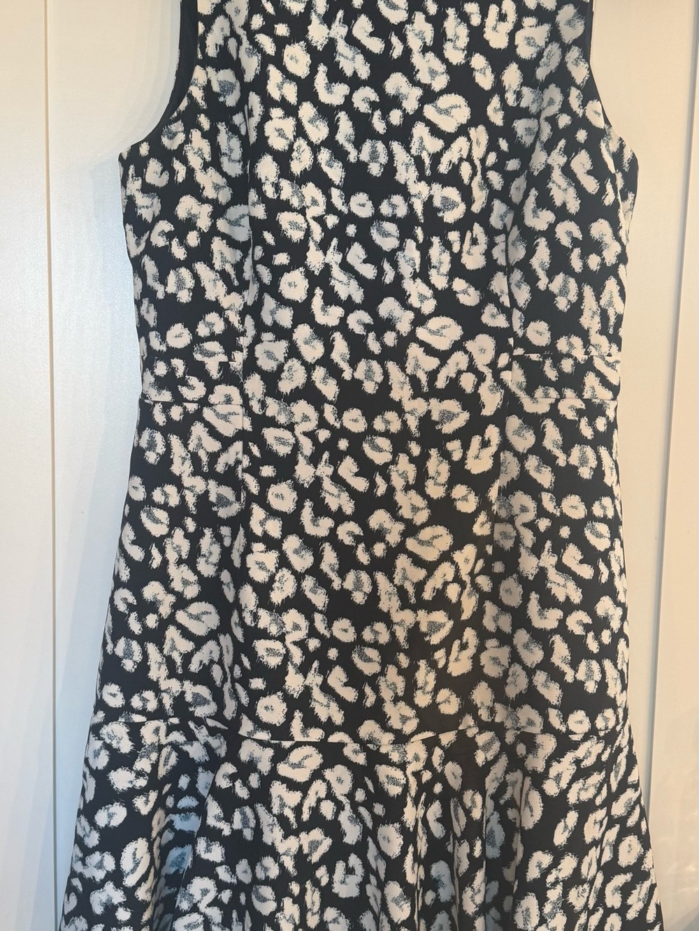 Banana Republic Size 4 Navy Leopard Print Fit & Flare Dress